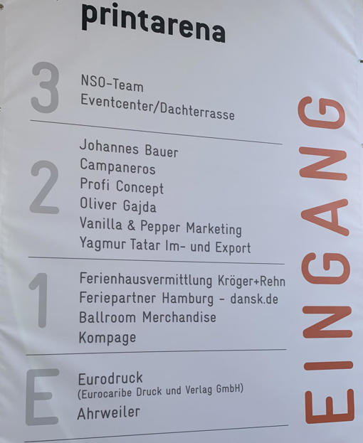 Eingang Schnackenburgallee 158