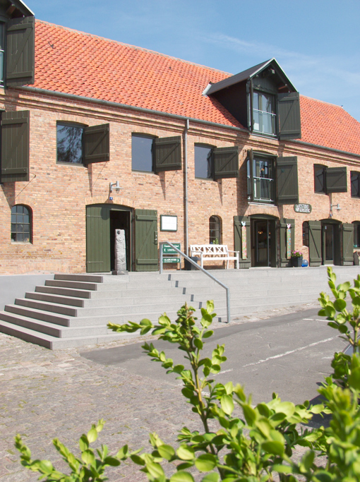 Blick auf Grønbechs Gård, das Bornholmer Zentrum für Kunsthandwerk, in Hasle