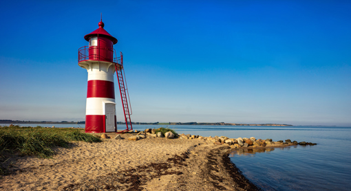 Leuchtturm am Limfjord in Dänemark
