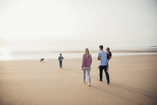 Mit dem Hund an der Nordsee Dänemarks